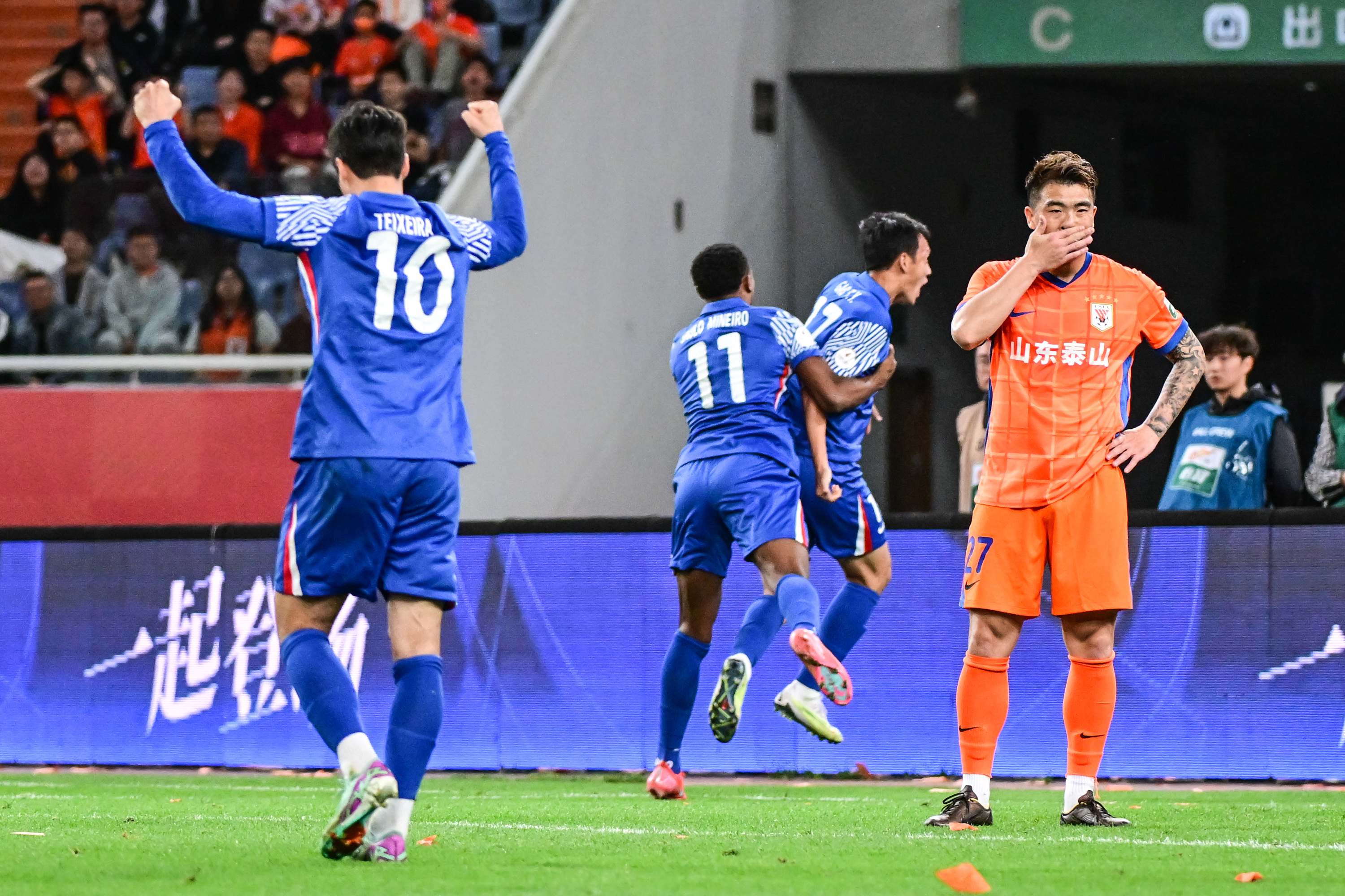 爱游戏APP-山东泰山迎法甲关键赛，转会期止住颓势，目标明确，更衣室氛围转暖-爱游戏APP